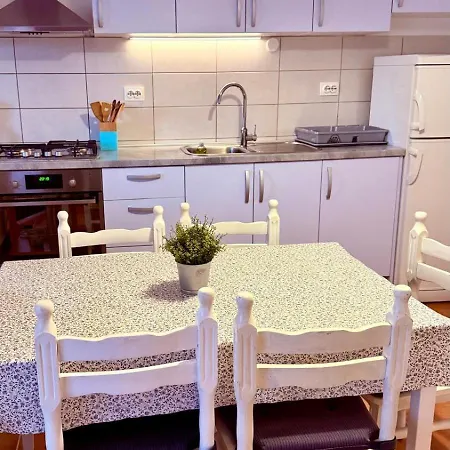 Apartment Sea Capital Edition 2